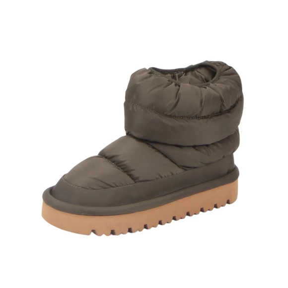 SOLD BRAND NEW Waterproof Winter puffer ankle boots with thick fleece lining - Picture 3 of 4